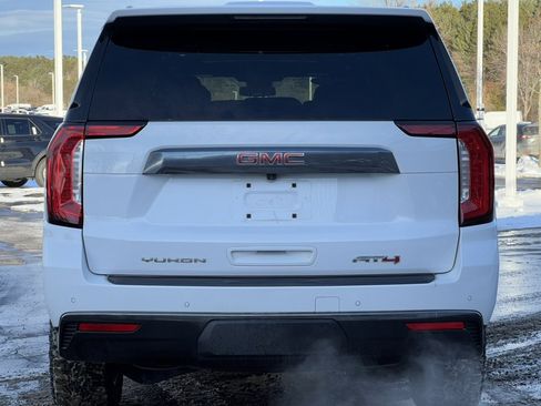 Used 2023 GMC Yukon XL AT4 image 44