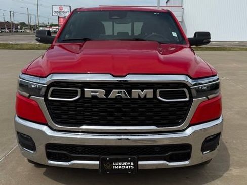 Used 2025 RAM 1500 Big Horn AWD/4WD image 5