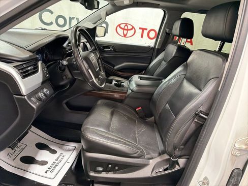 Used 2020 GMC Yukon XL SLT AWD/4WD image 22