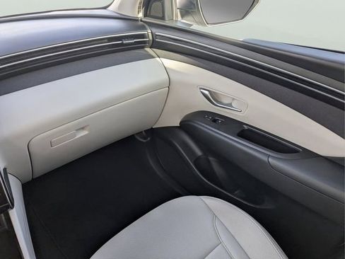 Used 2023 Hyundai Tucson SEL w/ Convenience Package FWD image 16