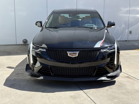 Used 2025 Cadillac CT4 V Blackwing w/ Carbon Fiber 1 Package RWD image 3