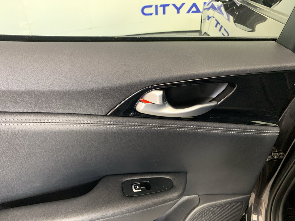 Used 2022 Kia Stinger GT-Line RWD image 29