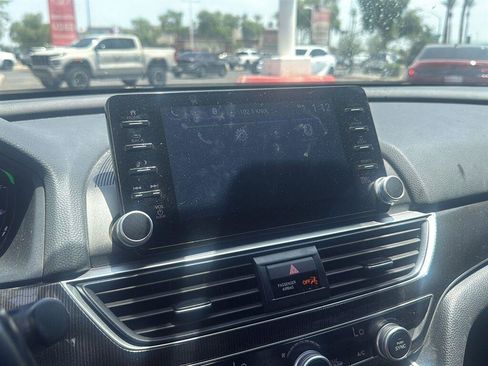 Used 2022 Honda Accord Sport image 5