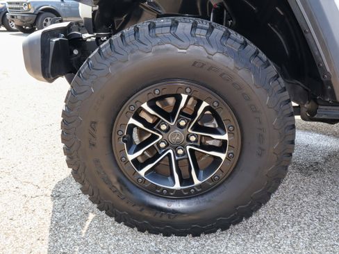 Used 2024 Jeep Wrangler Unlimited Sport AWD/4WD image 34