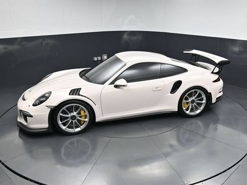 Certified 2016 Porsche 911 GT3 RS RWD image 15
