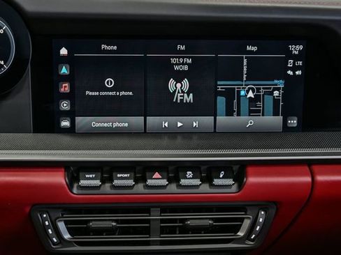 Used 2023 Porsche 911 Carrera image 47