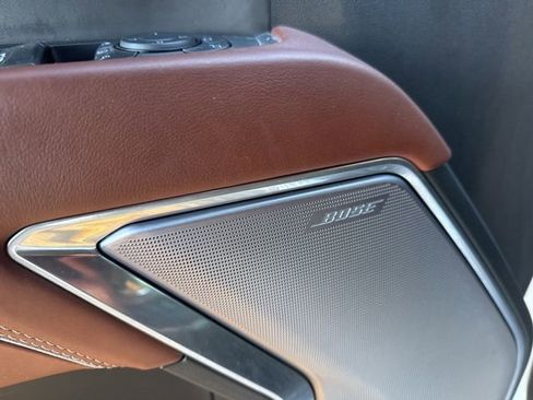 Used 2024 GMC Sierra 2500 Denali Ultimate image 9