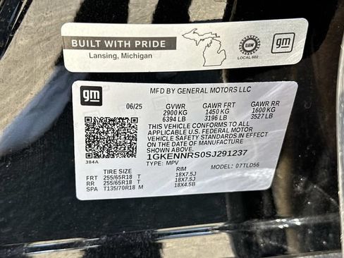 Used 2025 GMC Acadia Elevation AWD/4WD image 32