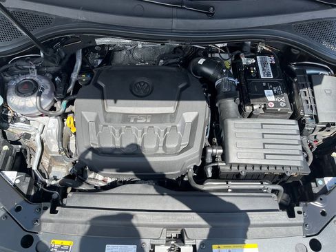 Certified 2023 Volkswagen Tiguan SE w/ Panoramic Sunroof Package AWD/4WD image 27