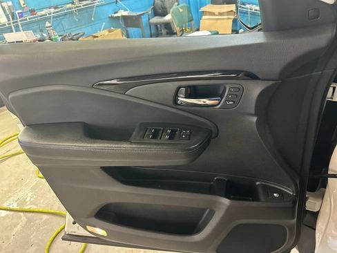 Used 2019 Honda Ridgeline RTL-E image 12