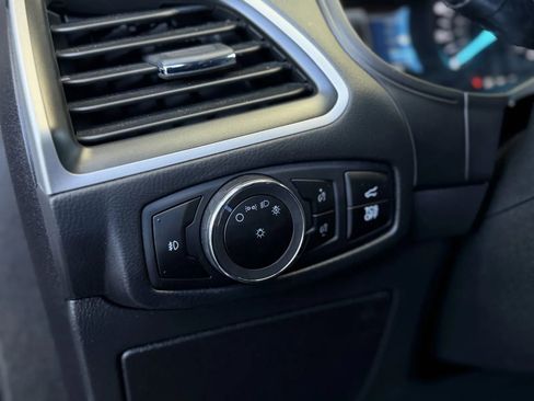 Used 2023 Ford Edge SEL w/ Convenience Package image 26