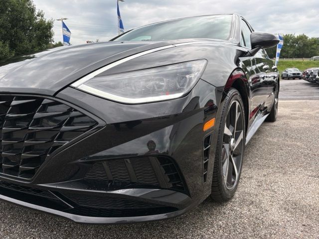 Used 2023 Hyundai Sonata SEL Plus w/ Preferred Accessory Package FWD image 21