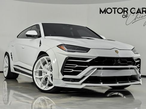 Used 2022 Lamborghini Urus AWD/4WD image 1