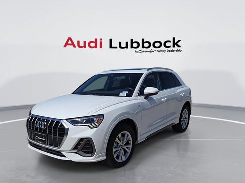 Certified 2025 Audi Q3 2.0T Premium w/ Convenience Package AWD/4WD image 3