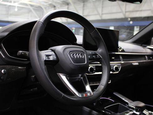 Used 2021 Audi S4 Prestige w/ Prestige Package image 24