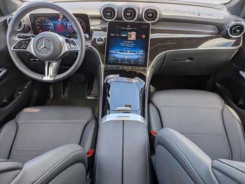 Used 2026 Mercedes-Benz GLC 300 4MATIC image 18