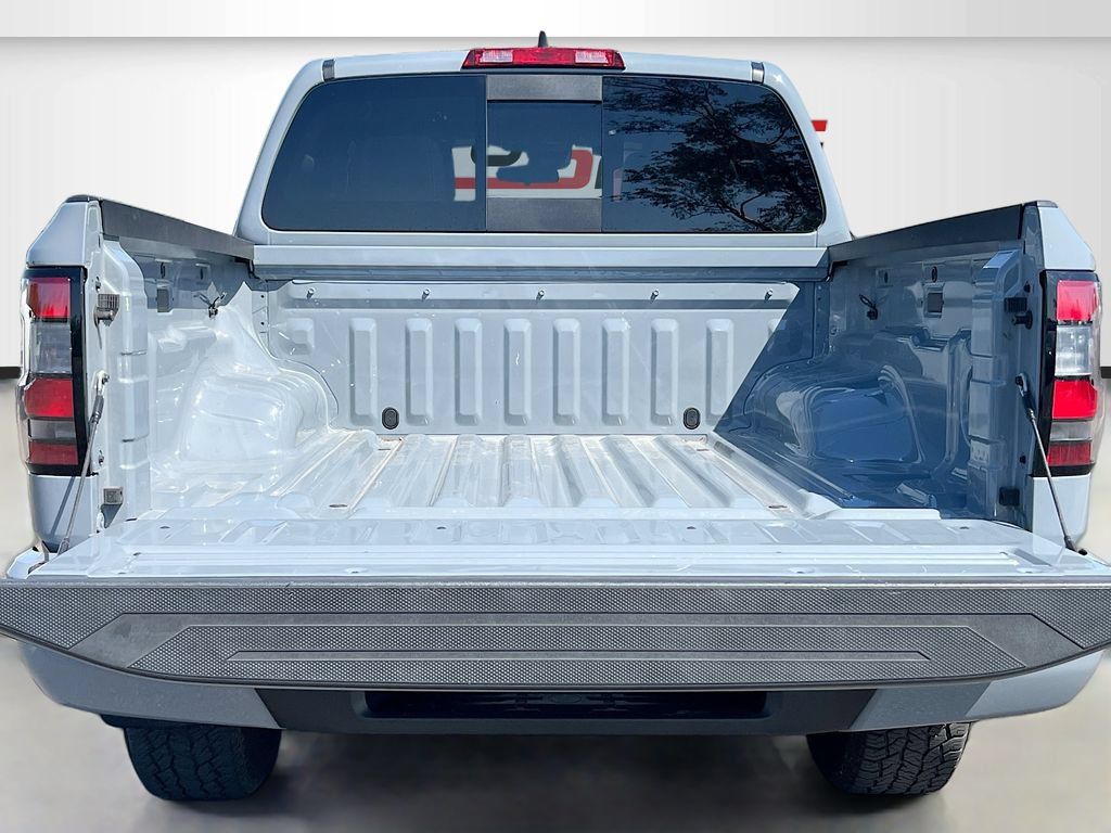 Used 2024 Nissan Frontier PRO-4X w/ Technology Package AWD/4WD image 24