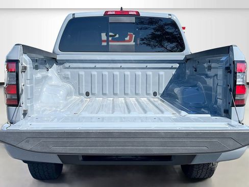 Used 2024 Nissan Frontier PRO-4X w/ Technology Package AWD/4WD image 24