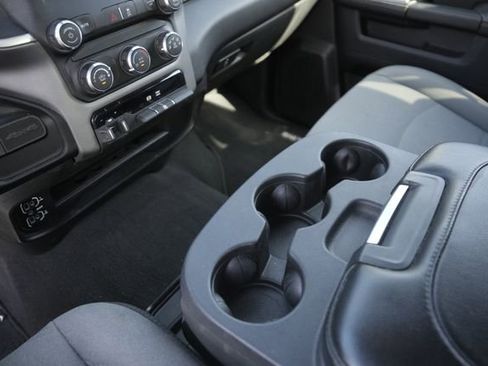 Used 2024 RAM 3500 Big Horn image 27