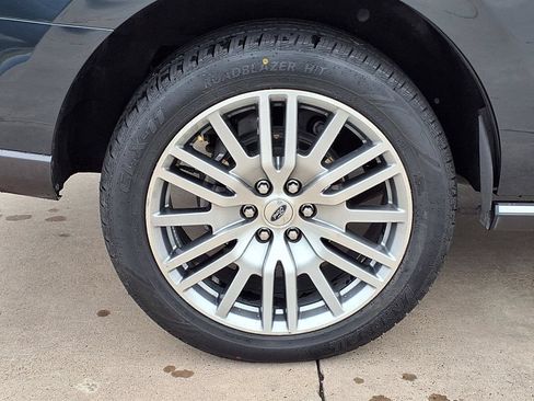 Used 2023 Ford Expedition Limited RWD image 10