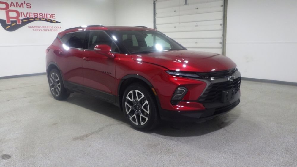 Used 2025 Chevrolet Blazer RS w/ Driver Confidence II Package AWD/4WD image 5