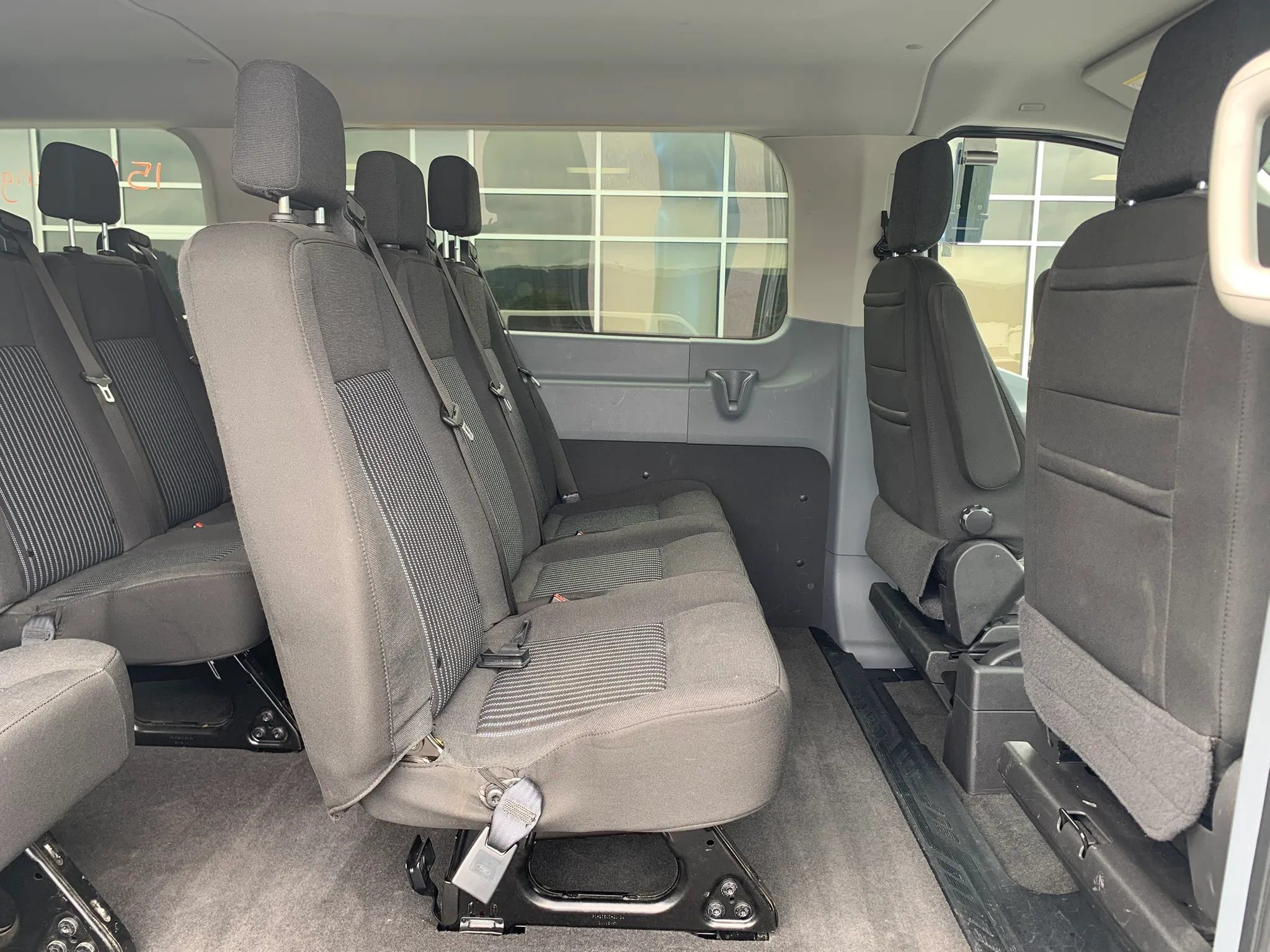 Used 2018 Ford Transit 350 XL RWD image 27