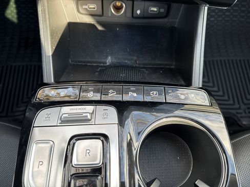 Used 2022 Hyundai Tucson Limited image 23