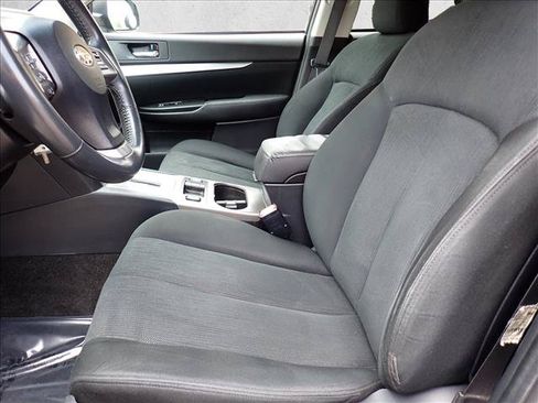 Used 2014 Subaru Outback 2.5i Premium w/ Popular Package #1B AWD/4WD image 9