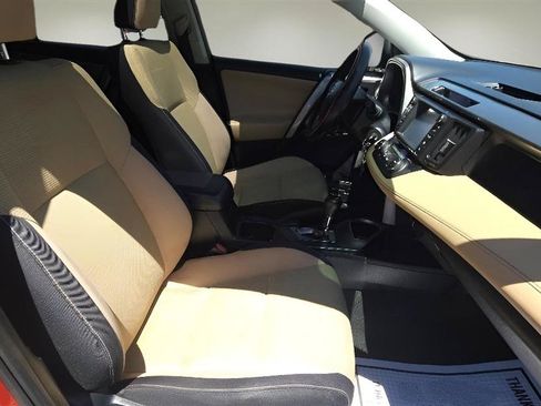 Used 2016 Toyota RAV4 XLE AWD/4WD image 29
