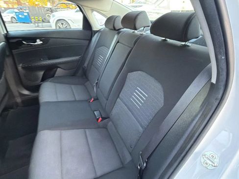 Used 2019 Kia Forte S w/ S Premium Package FWD image 30