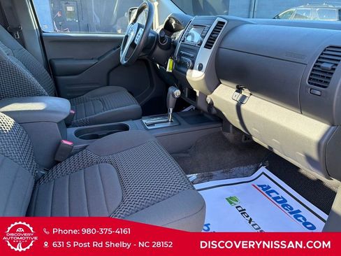 Certified 2017 Nissan Frontier SV image 28