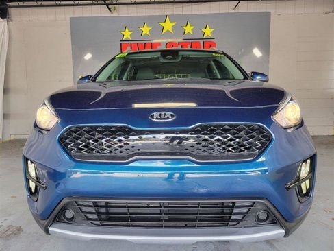 Used 2020 Kia Niro LXS image 3
