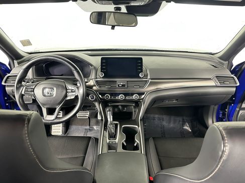 Used 2018 Honda Accord Sport image 32