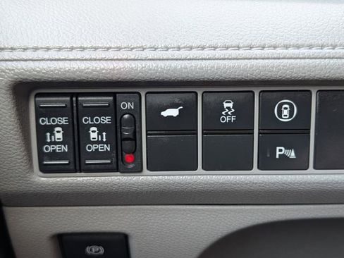 Used 2024 Honda Odyssey Touring image 24