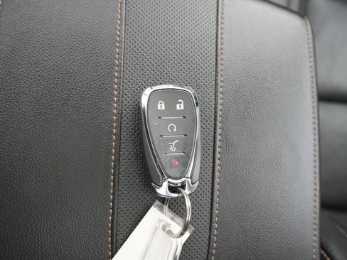 Used 2018 Chevrolet Traverse Premier w/ LPO, 'HIT The Road' Package image 43