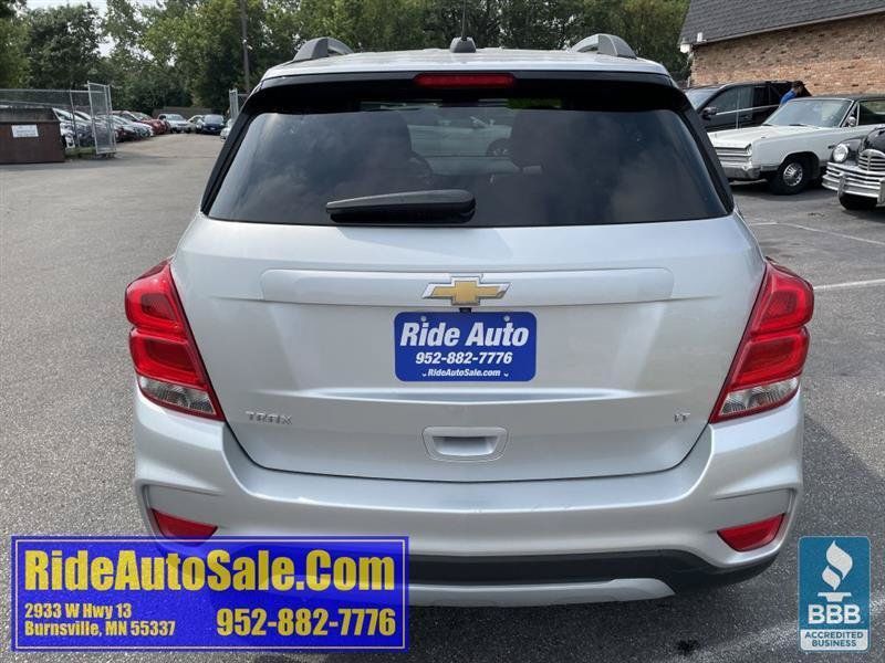 Used 2020 Chevrolet Trax LT w/ LT Convenience Package FWD image 6