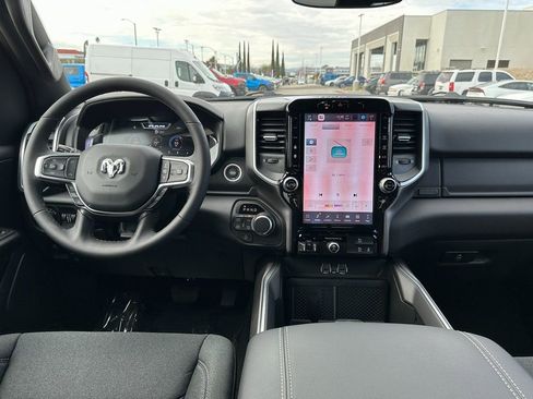 New 2026 RAM 1500 4x4 Crew Cab image 19