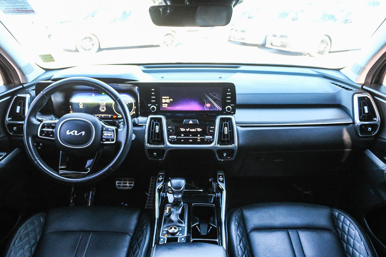 Used 2023 Kia Sorento SX AWD/4WD image 12