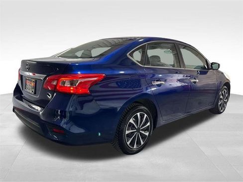 Used 2019 Nissan Sentra S image 5