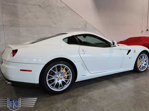 Used 2011 Ferrari 599 GTB Fiorano RWD image 6