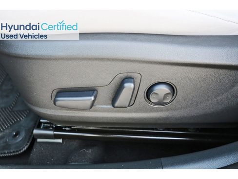 Certified 2023 Hyundai Kona SEL w/ Convenience Package image 30