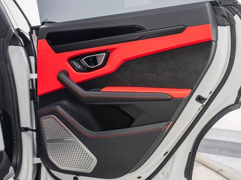 Used 2021 Lamborghini Urus -Bang and Olufsen Audio, Two-T image 46