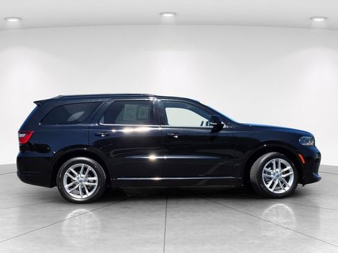 Used 2024 Dodge Durango GT RWD image 3
