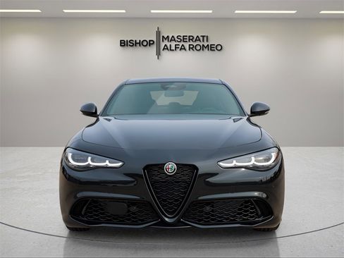 New 2026 Alfa Romeo Giulia Base w/ Driving Assist Package image 2