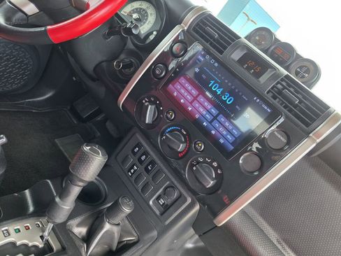 Used 2012 Toyota FJ Cruiser 4WD w/ Trail Teams Special Edition image 23