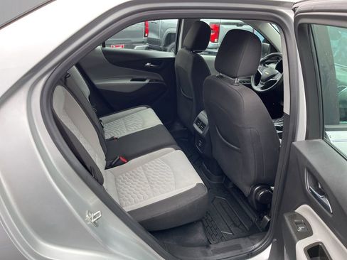 Used 2020 Chevrolet Equinox LS image 34