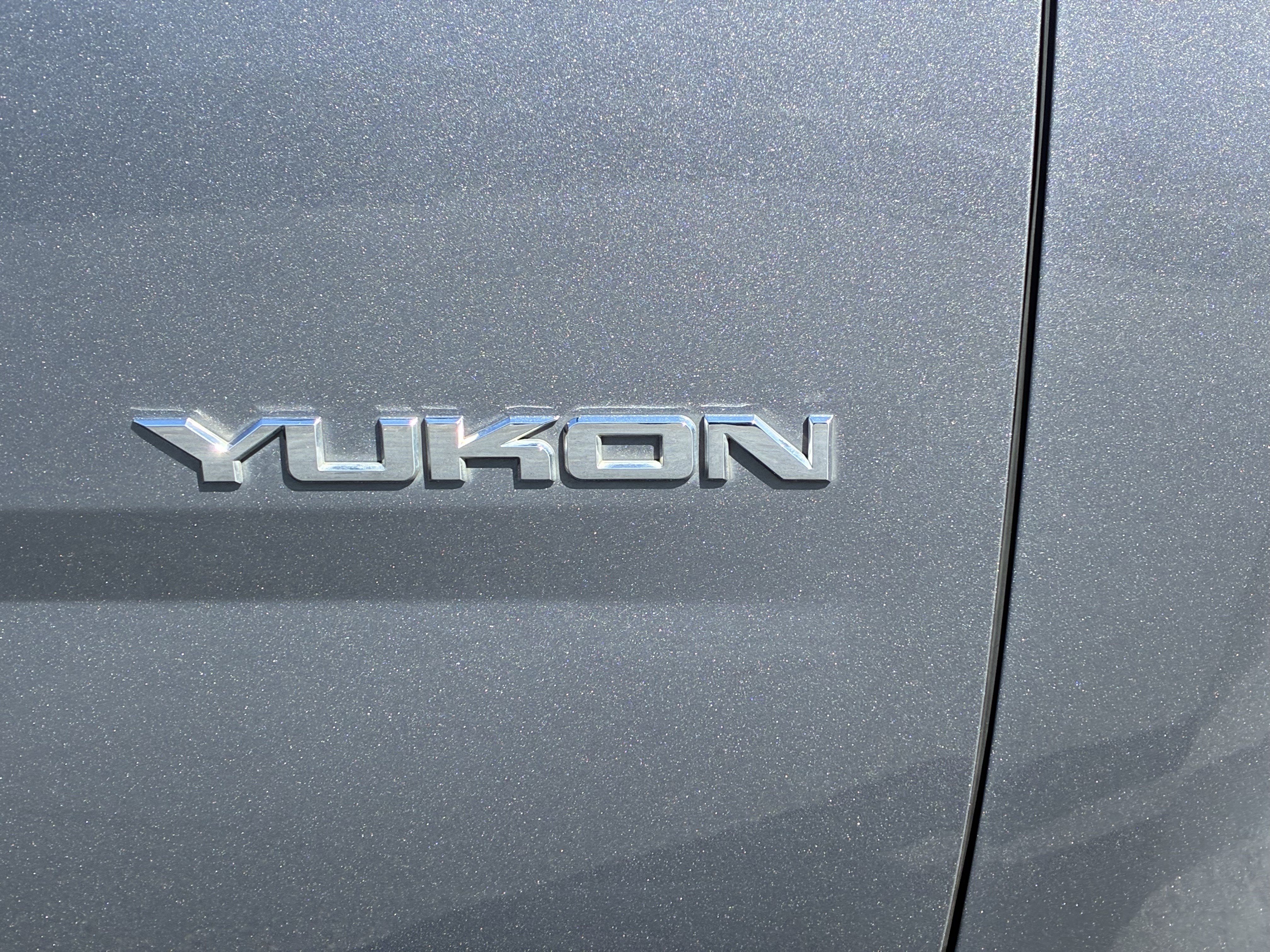 Used 2020 GMC Yukon SLT AWD/4WD image 7