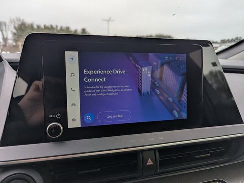 Used 2024 Toyota Prius XLE image 22