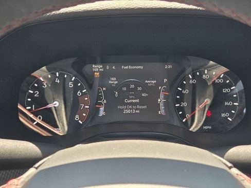Used 2025 Jeep Compass Trailhawk AWD/4WD image 22