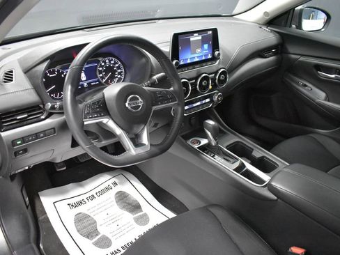 Certified 2023 Nissan Sentra SV w/ All-Weather Package FWD image 4